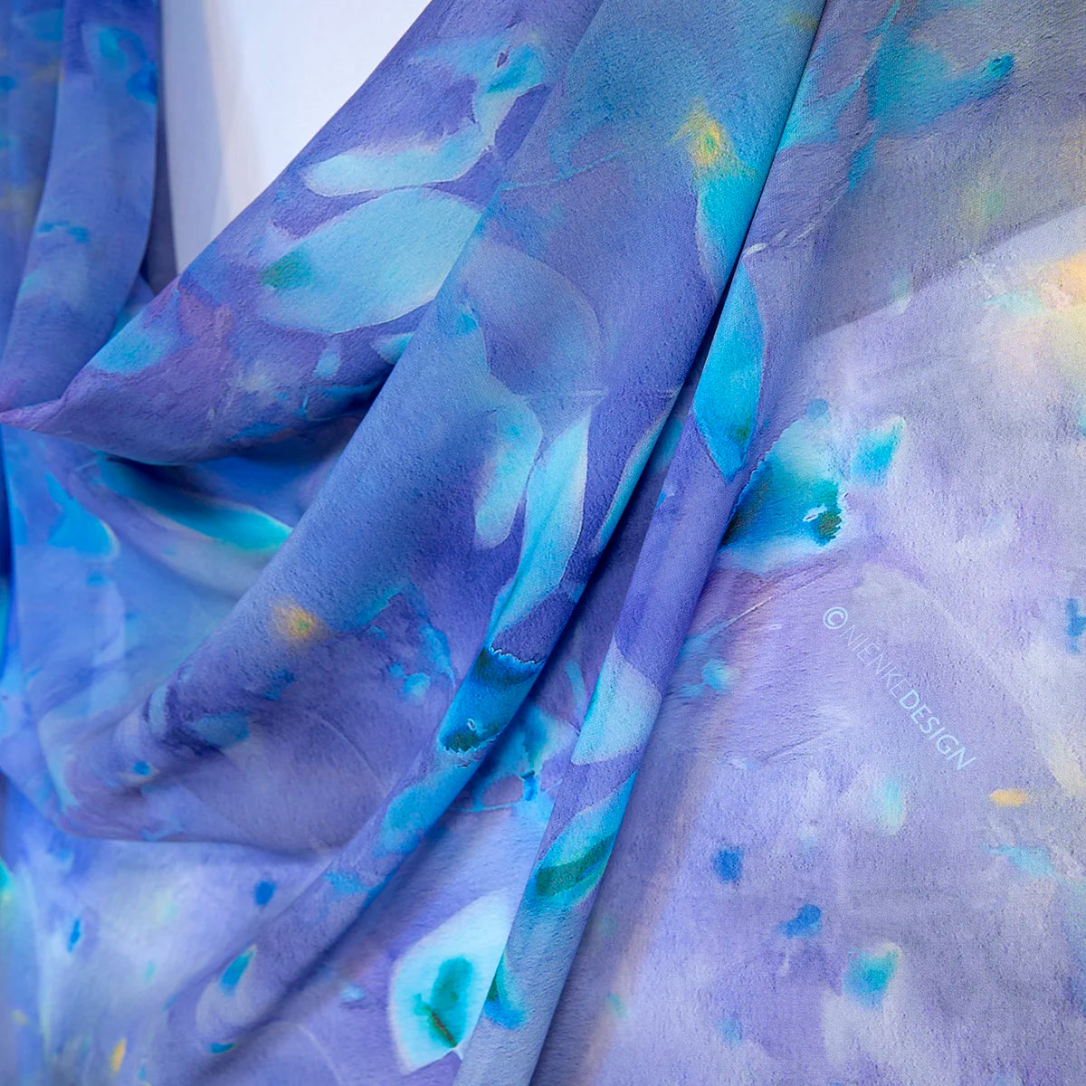 ND_Fashion_Scarves_SilkChiffon_Wildflower-Aqua_5181_548b93d4-5588-4b5f-aae6-70d68258c906.webp