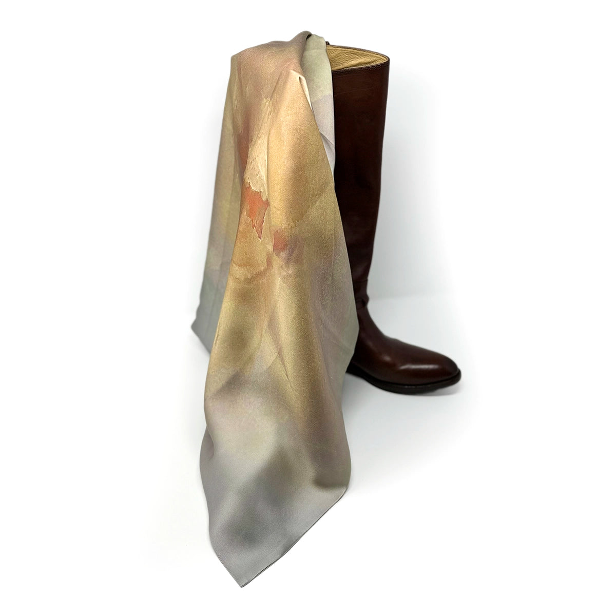 ND_Scarf_SilkTwil_Daf_Boots_4447.webp